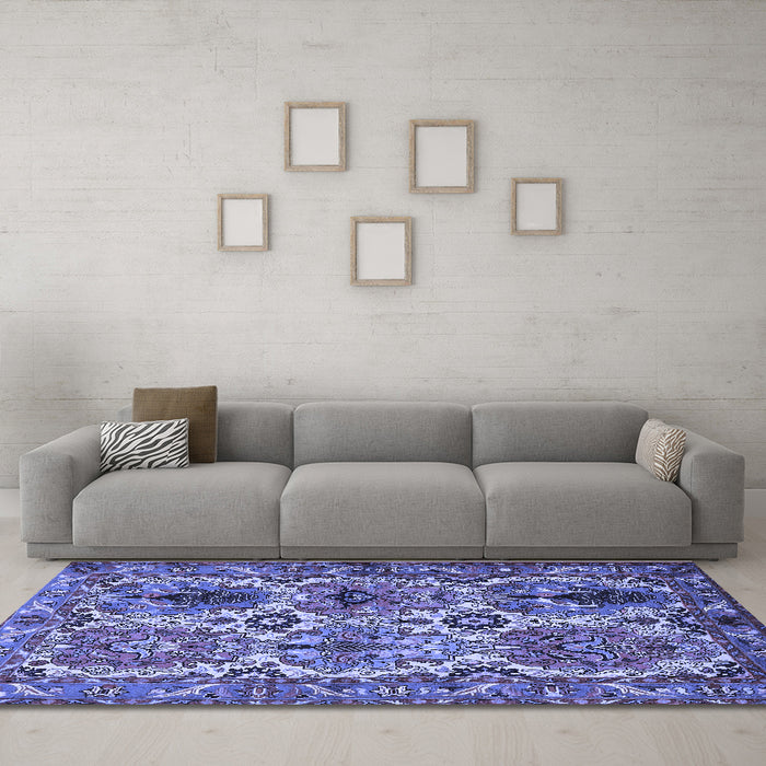Machine Washable Persian Blue Traditional Rug in a Living Room, wshtr2350blu