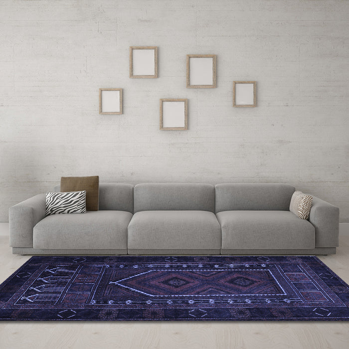 Machine Washable Persian Blue Traditional Rug in a Living Room, wshtr2352blu