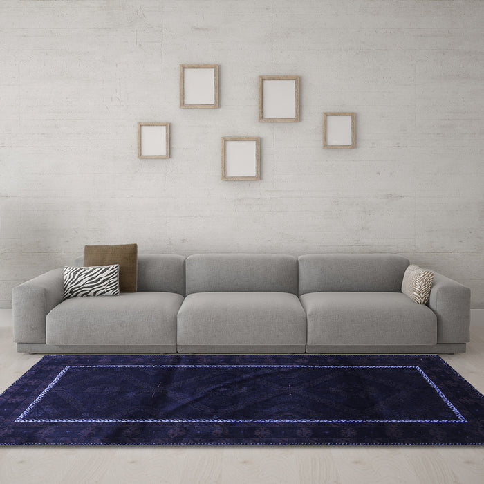 Machine Washable Persian Blue Traditional Rug in a Living Room, wshtr2354blu