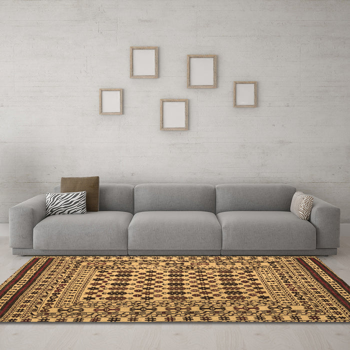 Machine Washable Persian Brown Traditional Rug in a Living Room,, wshtr2355brn