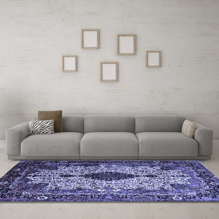 Machine Washable Medallion Blue Traditional Rug in a Living Room, wshtr235blu
