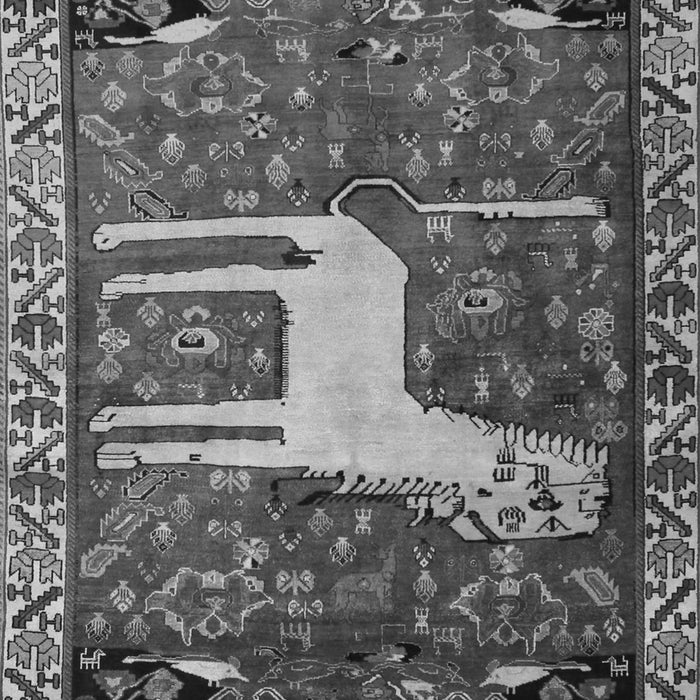 Serging Thickness of Machine Washable Animal Gray Traditional Rug, wshtr2363gry