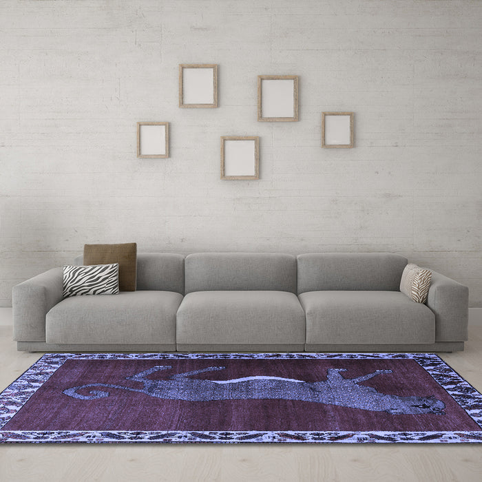 Machine Washable Animal Blue Traditional Rug in a Living Room, wshtr2367blu