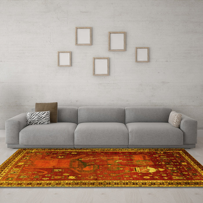 Machine Washable Animal Yellow Traditional Rug in a Living Room, wshtr2368yw