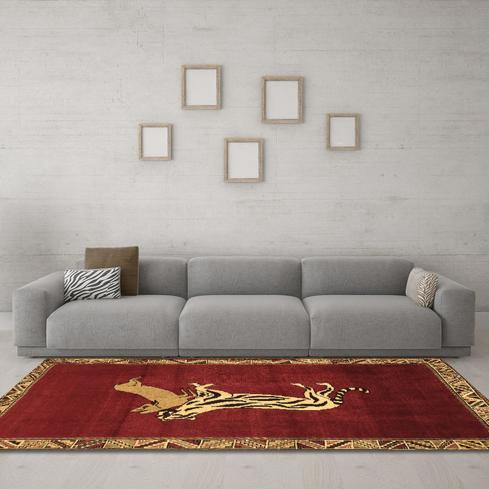 Machine Washable Animal Brown Traditional Rug in a Living Room,, wshtr2369brn