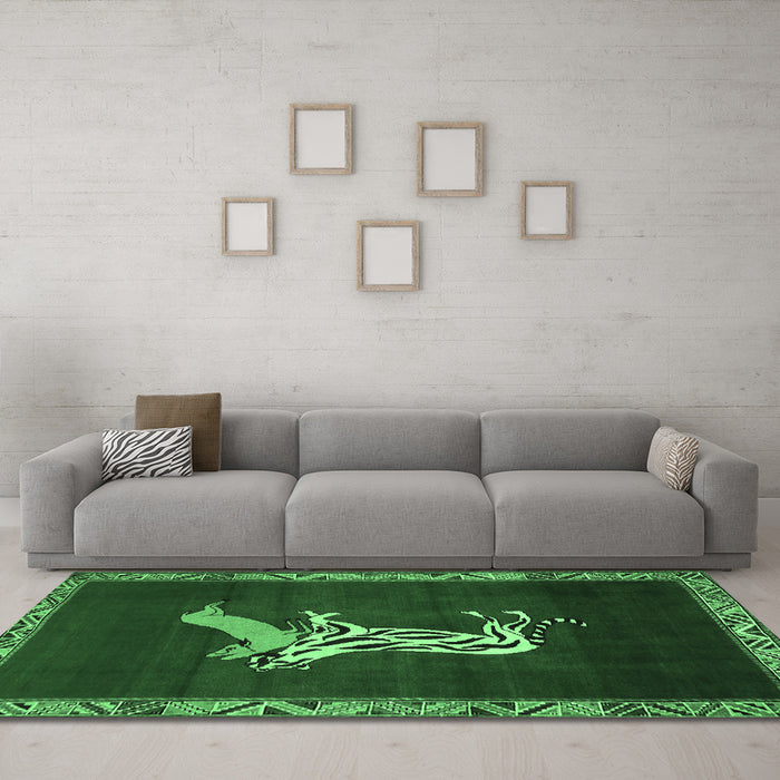 Machine Washable Animal Emerald Green Traditional Area Rugs in a Living Room,, wshtr2369emgrn