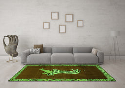 Machine Washable Animal Green Traditional Area Rugs in a Living Room,, wshtr2369grn