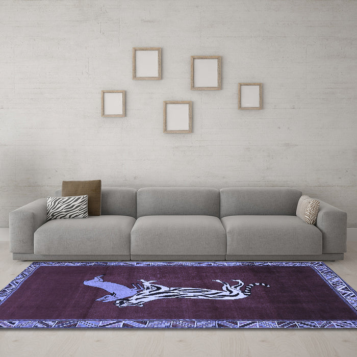 Machine Washable Animal Blue Traditional Rug in a Living Room, wshtr2369blu