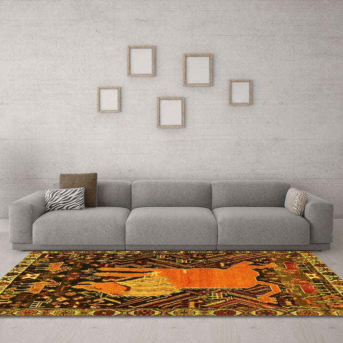 Machine Washable Animal Yellow Traditional Rug in a Living Room, wshtr2370yw