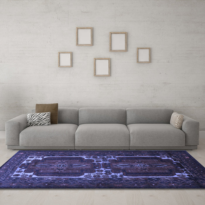 Machine Washable Persian Blue Traditional Rug in a Living Room, wshtr2371blu