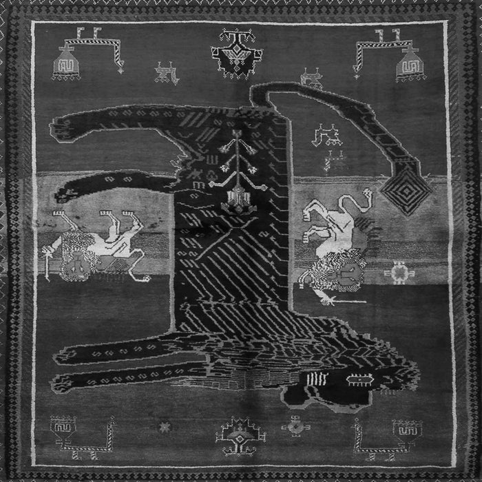 Serging Thickness of Animal Gray Traditional Rug, tr2375gry