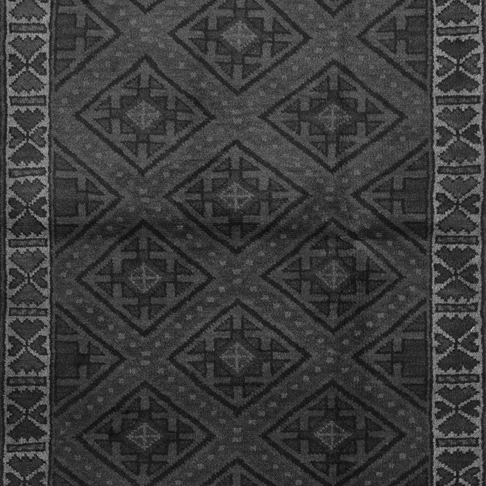 Serging Thickness of Machine Washable Persian Gray Traditional Rug, wshtr2389gry