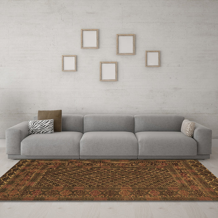 Machine Washable Persian Brown Traditional Rug in a Living Room,, wshtr2393brn