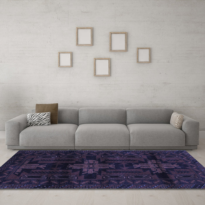 Machine Washable Persian Blue Traditional Rug in a Living Room, wshtr2395blu