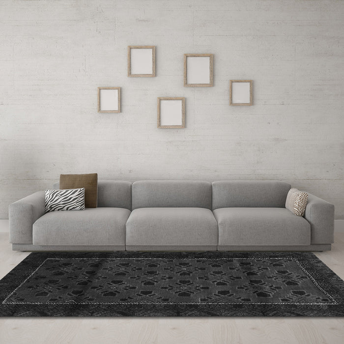 Machine Washable Southwestern Gray Country Rug in a Living Room,, wshtr2396gry