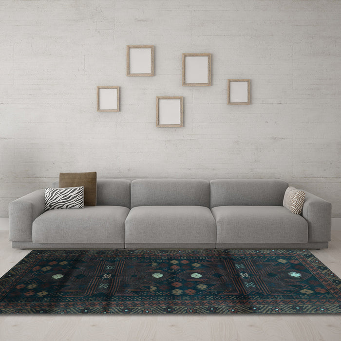 Machine Washable Persian Light Blue Traditional Rug in a Living Room, wshtr2397lblu