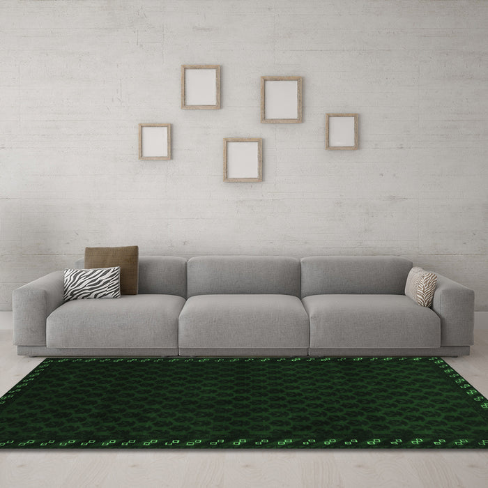 Machine Washable Southwestern Emerald Green Country Area Rugs in a Living Room,, wshtr2398emgrn