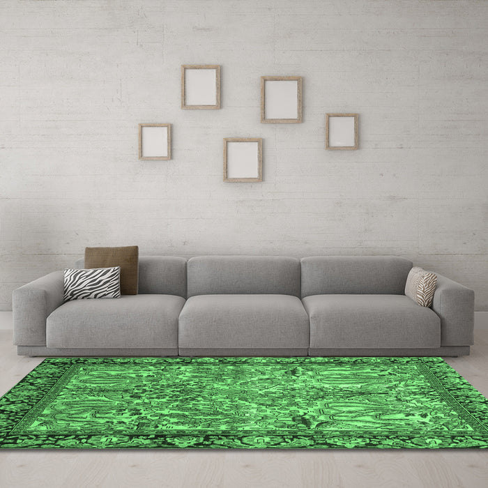 Machine Washable Persian Emerald Green Traditional Area Rugs in a Living Room,, wshtr2404emgrn