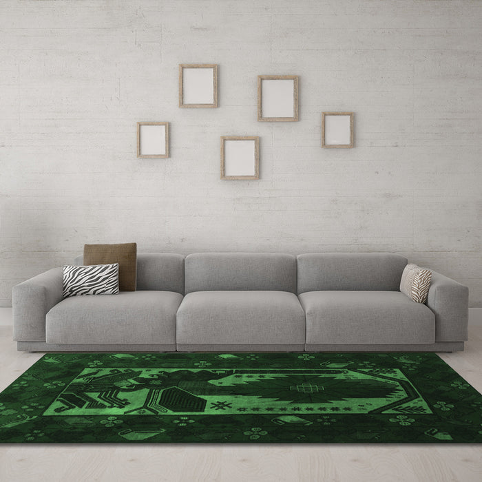 Machine Washable Persian Emerald Green Traditional Area Rugs in a Living Room,, wshtr2409emgrn