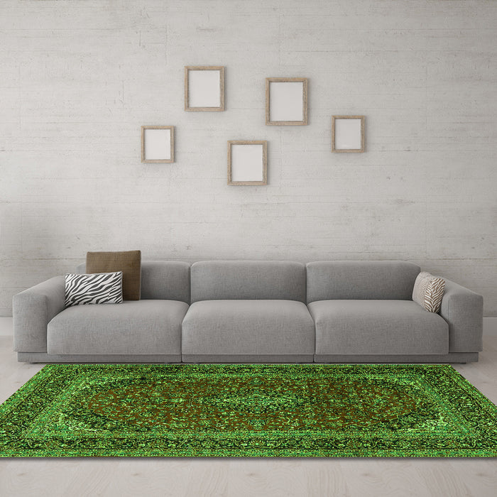 Machine Washable Medallion Green Traditional Area Rugs in a Living Room,, wshtr2411grn
