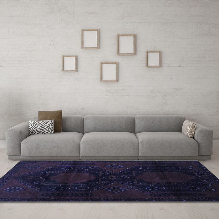 Machine Washable Persian Blue Traditional Rug in a Living Room, wshtr2412blu