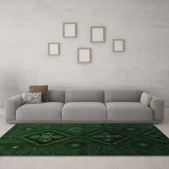 Machine Washable Persian Emerald Green Traditional Area Rugs in a Living Room,, wshtr2413emgrn