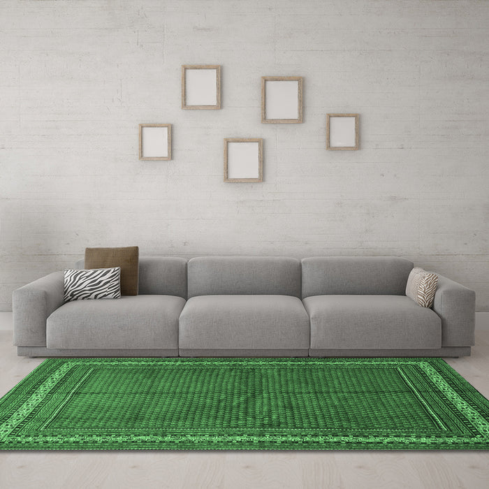Machine Washable Persian Emerald Green Traditional Area Rugs in a Living Room,, wshtr2418emgrn