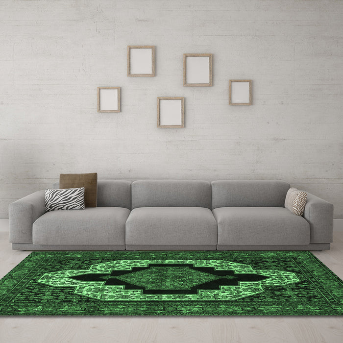 Machine Washable Persian Emerald Green Traditional Area Rugs in a Living Room,, wshtr2419emgrn
