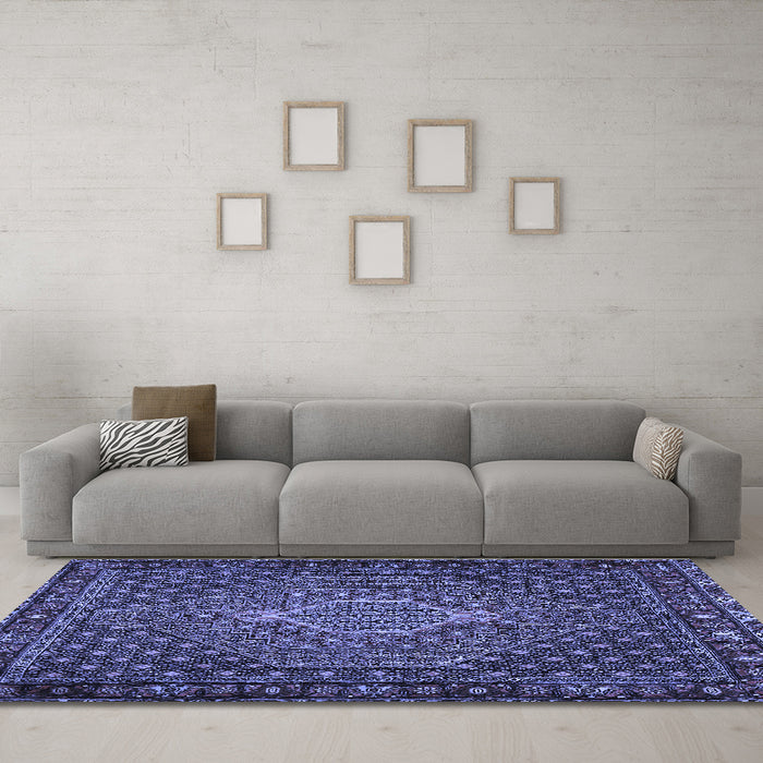 Machine Washable Persian Blue Traditional Rug in a Living Room, wshtr2422blu