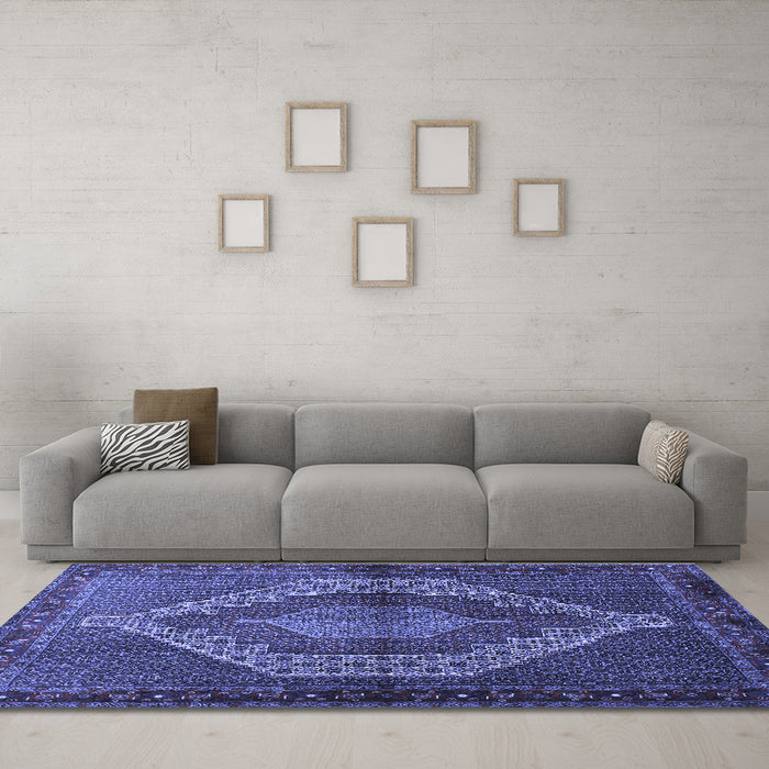 Machine Washable Persian Blue Traditional Rug in a Living Room, wshtr2424blu