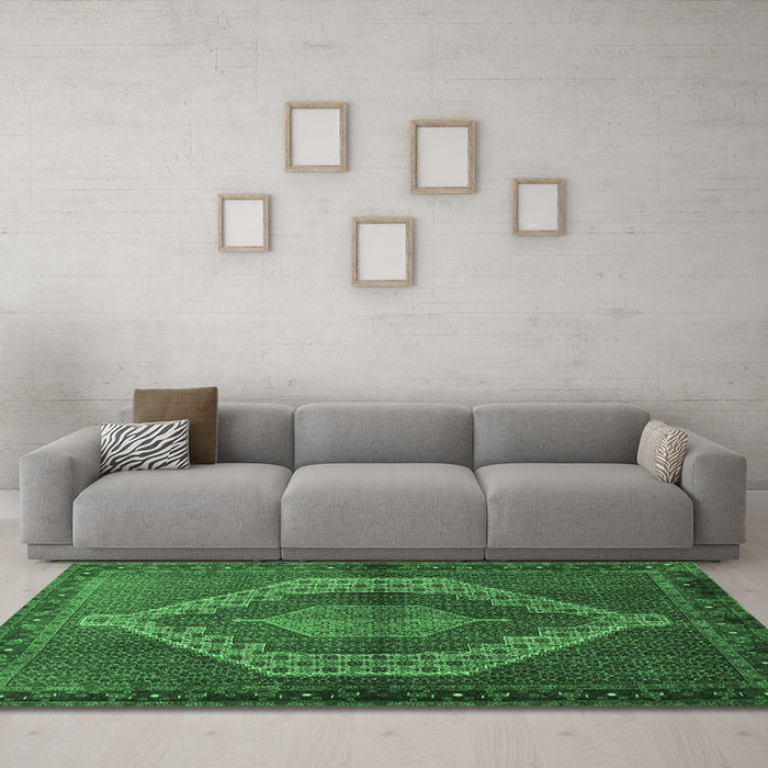 Machine Washable Persian Emerald Green Traditional Area Rugs in a Living Room,, wshtr2424emgrn