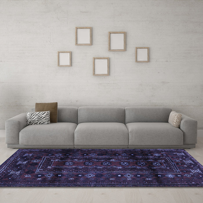 Machine Washable Persian Blue Traditional Rug in a Living Room, wshtr2427blu