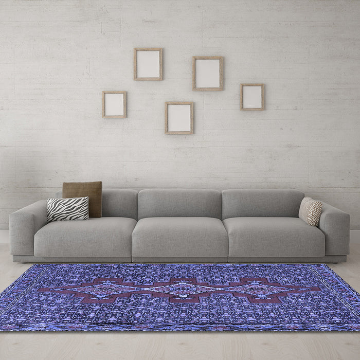 Machine Washable Persian Blue Traditional Rug in a Living Room, wshtr2434blu