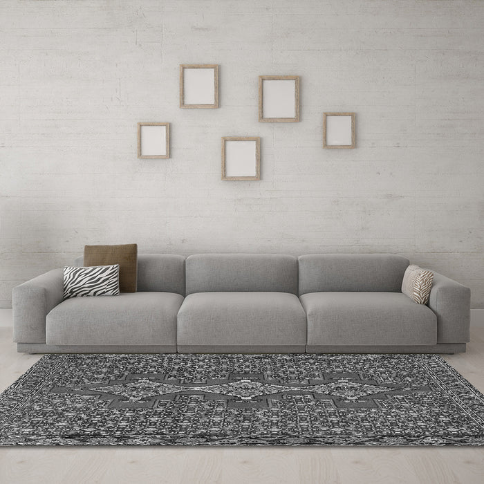 Machine Washable Persian Gray Traditional Rug in a Living Room,, wshtr2434gry