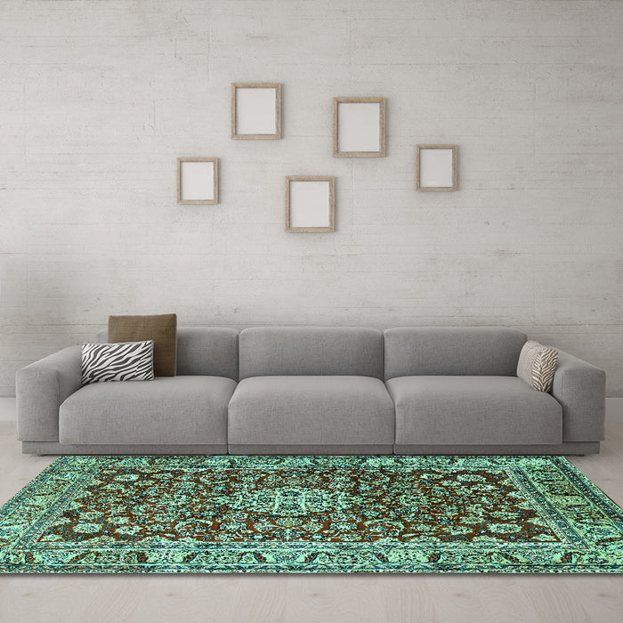 Machine Washable Persian Turquoise Traditional Area Rugs in a Living Room,, wshtr243turq