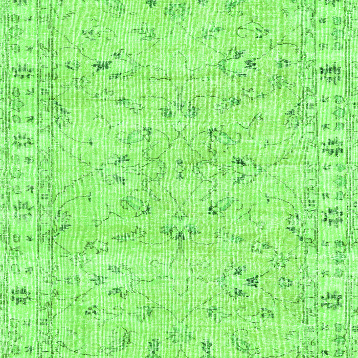 Serging Thickness of Machine Washable Persian Green Traditional Area Rugs, wshtr2443grn