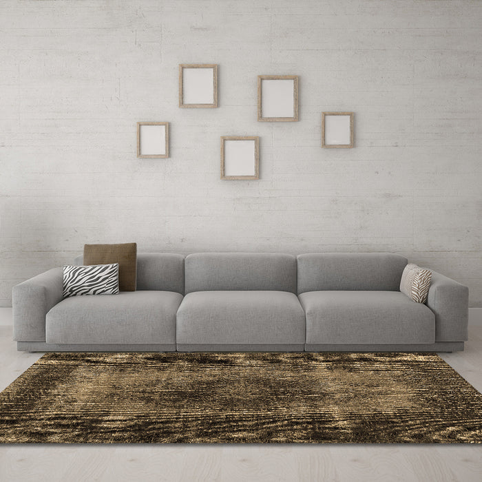 Machine Washable Persian Brown Traditional Rug in a Living Room,, wshtr2444brn