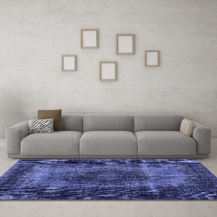 Machine Washable Persian Blue Traditional Rug in a Living Room, wshtr2444blu