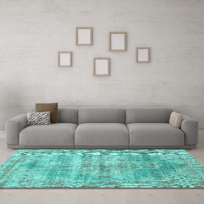 Machine Washable Persian Turquoise Traditional Area Rugs in a Living Room,, wshtr2445turq