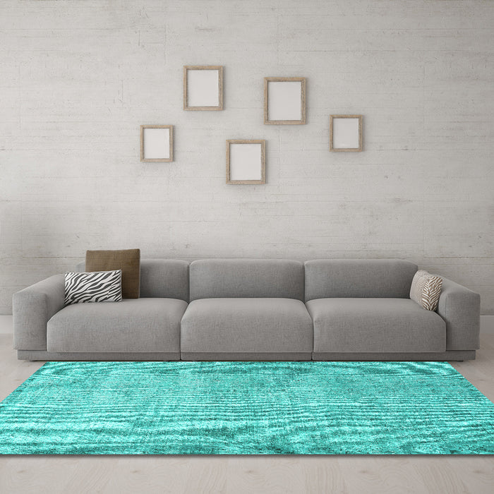 Machine Washable Persian Turquoise Traditional Area Rugs in a Living Room,, wshtr2446turq