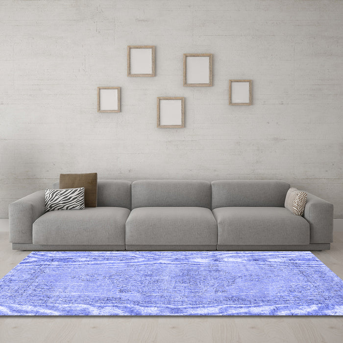 Machine Washable Persian Blue Traditional Rug in a Living Room, wshtr2453blu