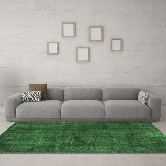 Machine Washable Persian Emerald Green Bohemian Area Rugs in a Living Room,, wshtr2454emgrn
