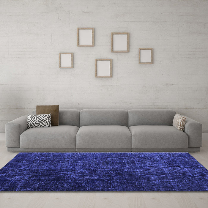 Machine Washable Persian Blue Traditional Rug in a Living Room, wshtr2456blu