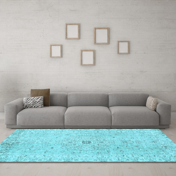 Machine Washable Persian Light Blue Traditional Rug in a Living Room, wshtr2457lblu
