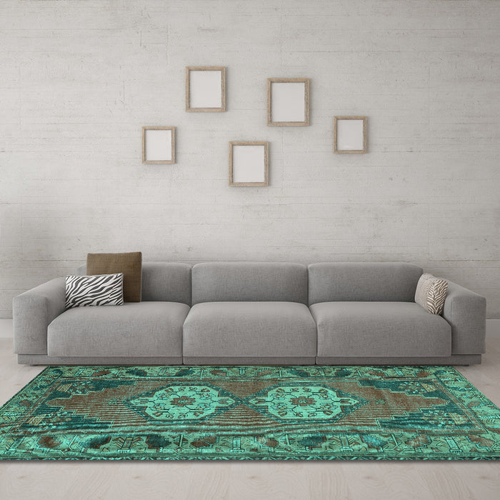 Machine Washable Persian Turquoise Traditional Area Rugs in a Living Room,, wshtr2459turq