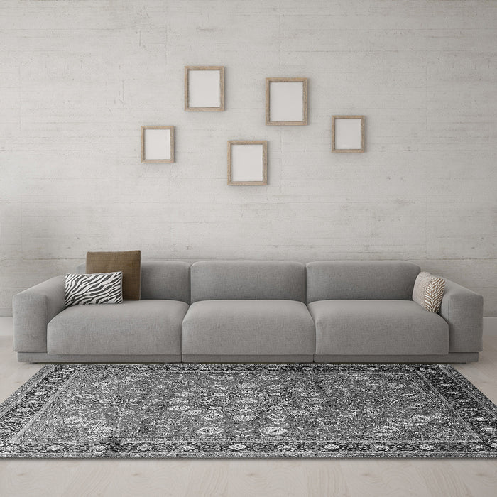 Machine Washable Medallion Gray Traditional Rug in a Living Room,, wshtr245gry