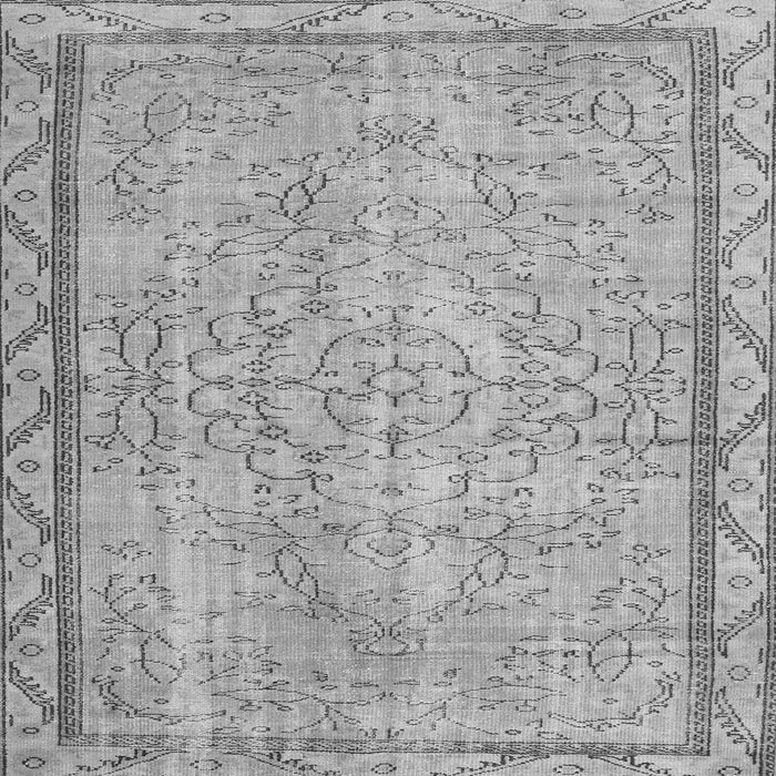 Serging Thickness of Persian Gray Traditional Rug, tr2460gry