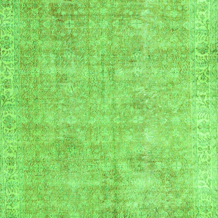 Serging Thickness of Machine Washable Persian Green Traditional Area Rugs, wshtr2462grn