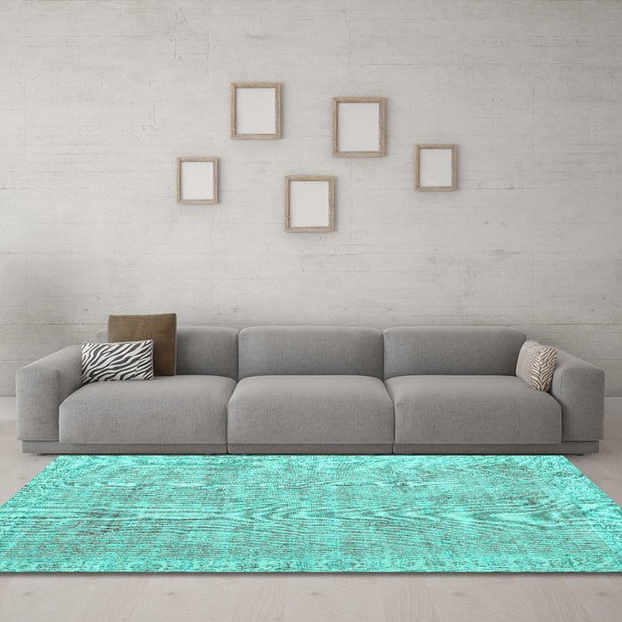 Machine Washable Persian Turquoise Traditional Area Rugs in a Living Room,, wshtr2462turq