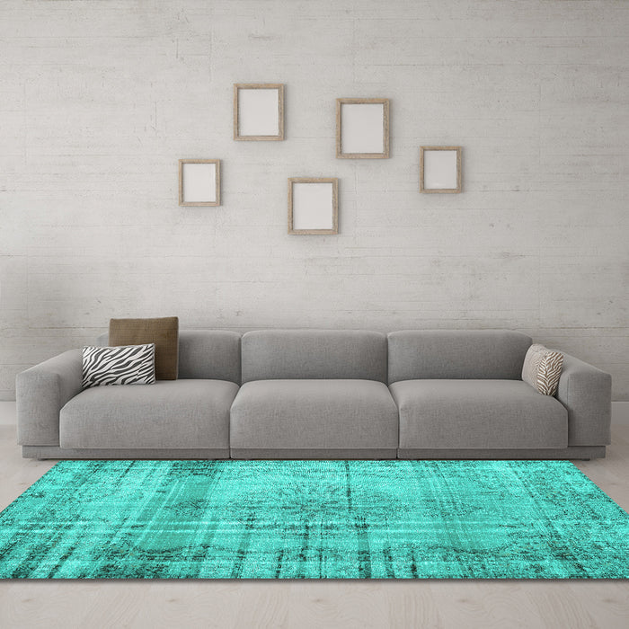 Machine Washable Persian Turquoise Traditional Area Rugs in a Living Room,, wshtr2463turq